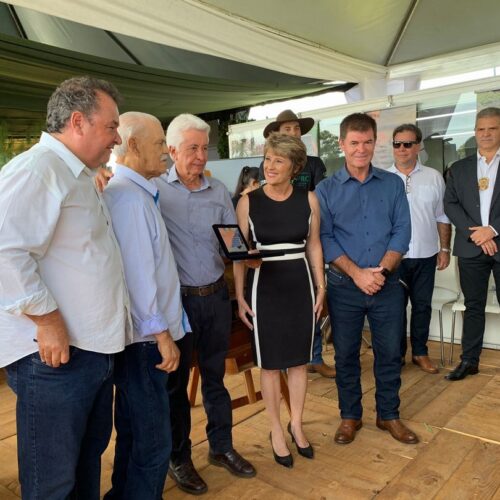 Visita à Curvelo - 12/05/23 Neste momento, estão alocando recursos, junto à EMATER, para aquisição de patrulhas mecanizadas e implementos agrícolas para desenvolver o Agro. Sendo assim, pedimos o empenho de seus técnicos para elaborar o projeto, cumprindo os requisitos listados, para possível doação de itens junto à entidade.